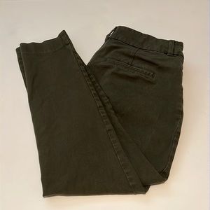 Green Old Navy High-Waisted Pixie Slacks